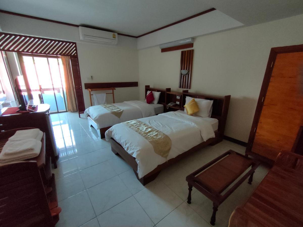 Riverfront Hotel Mukdahan Exterior foto