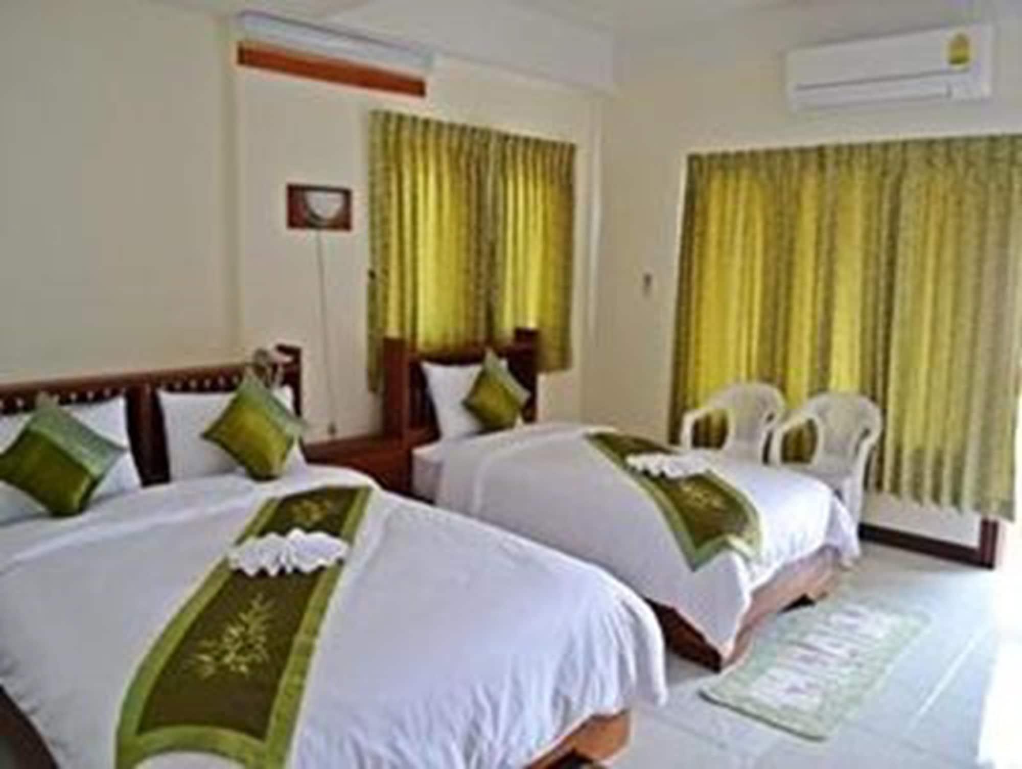 Riverfront Hotel Mukdahan Exterior foto