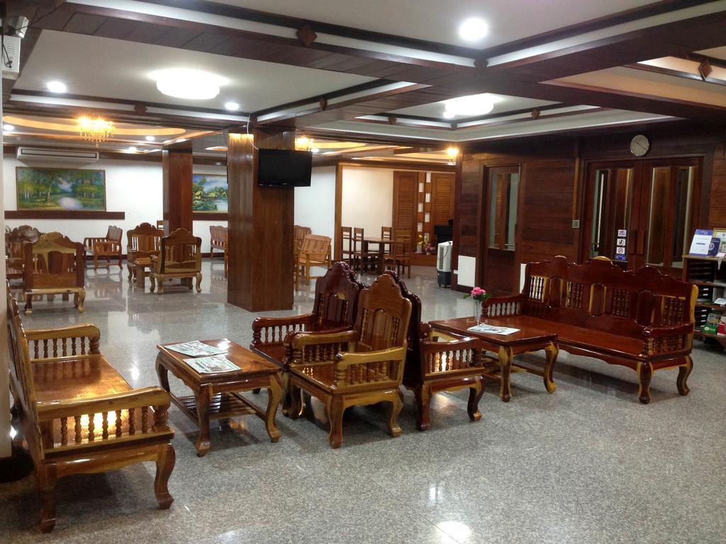 Riverfront Hotel Mukdahan Exterior foto